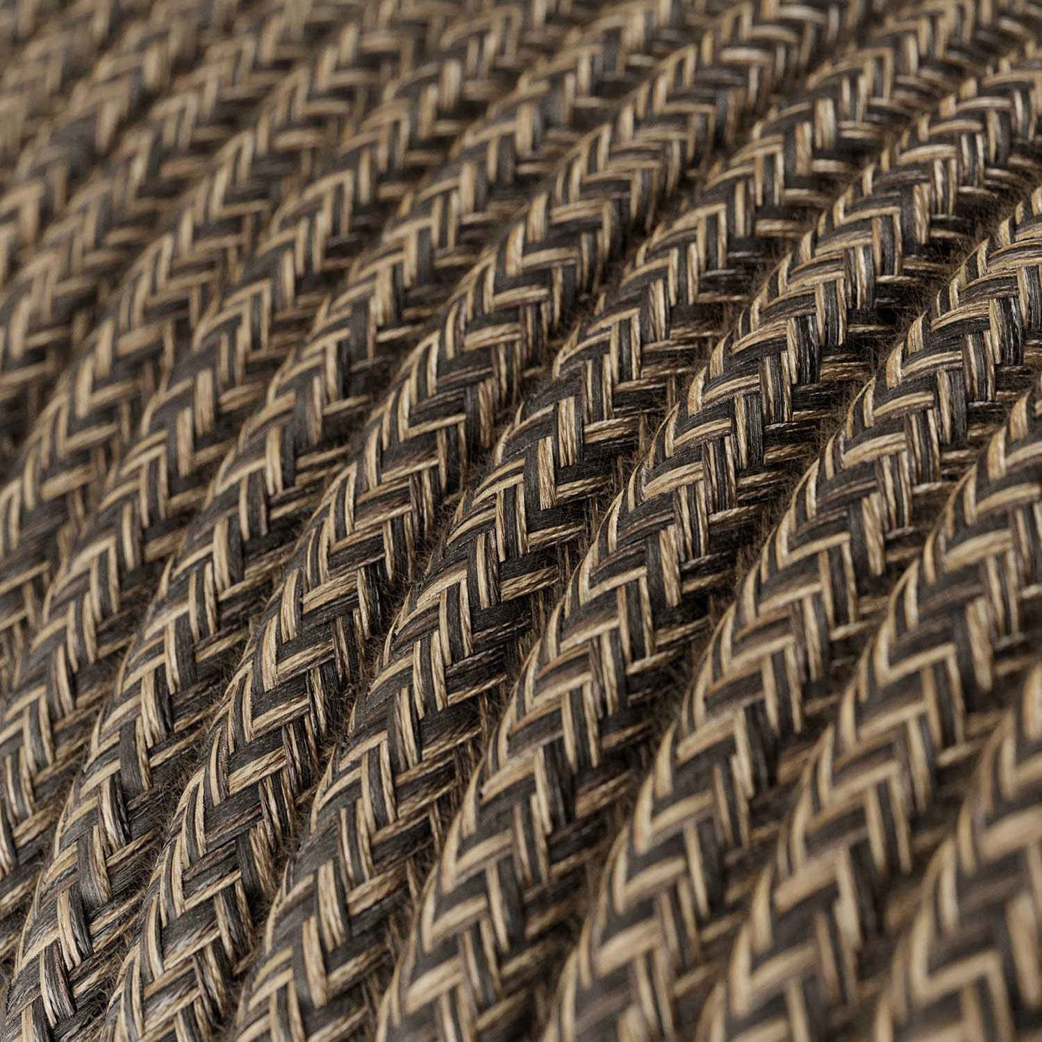 Visilica izrađena u Italiji s tekstilnim kabelom i drvenim komponentama
