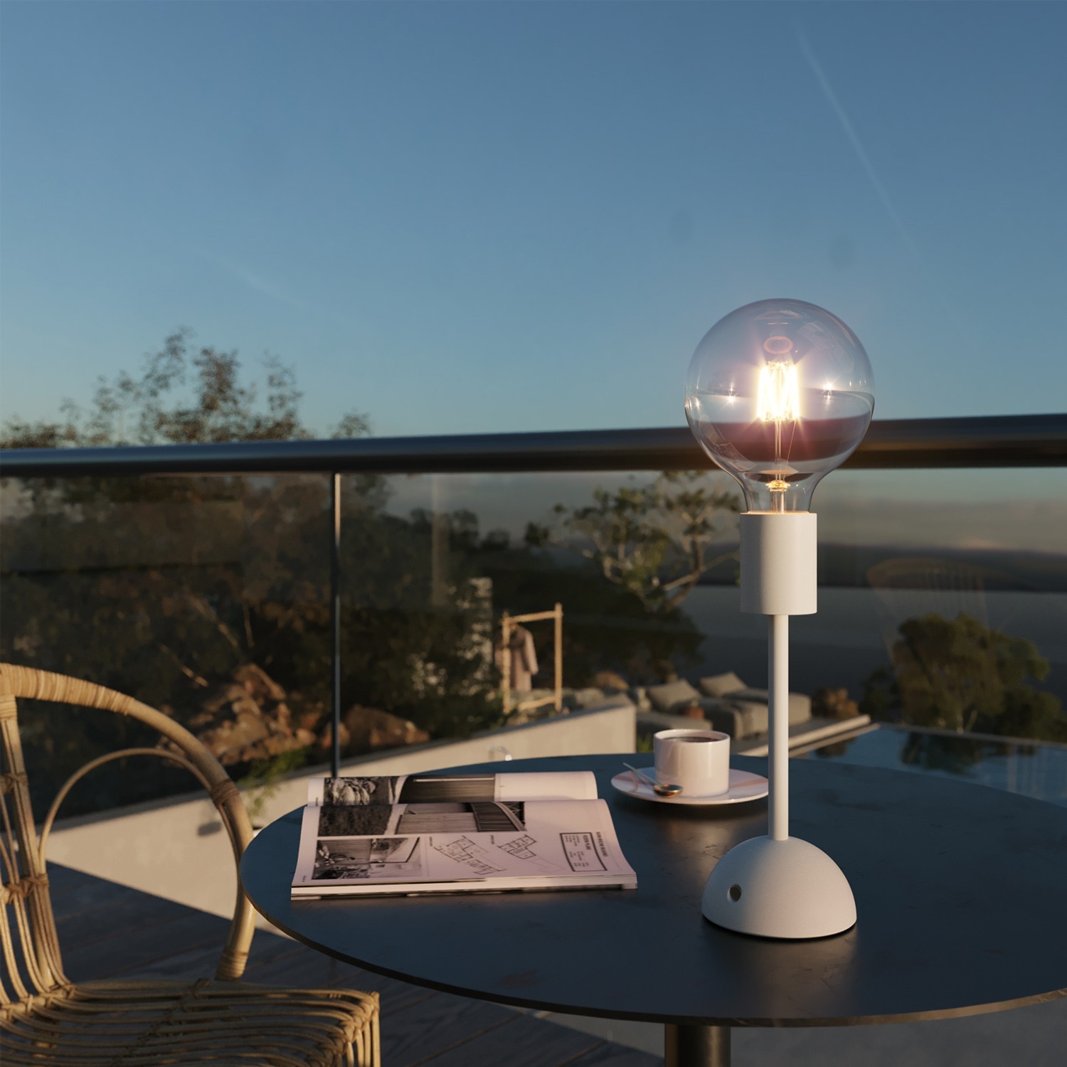 Prijenosna i punjiva svjetiljka Cabless02 sa žaruljom G125 Globe
