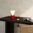 Crvena stolna lampa - Cubetto