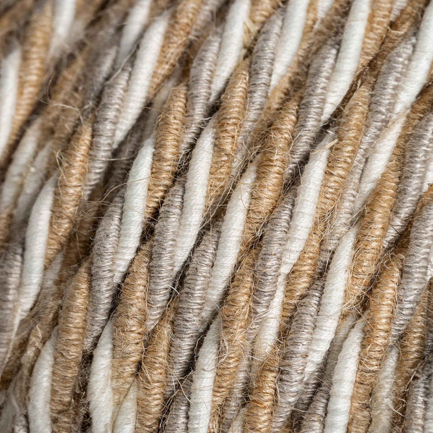 Zamotan tekstilni električni kabel Country TN07 - prekriven jutom, pamukom i prirodnim lanom