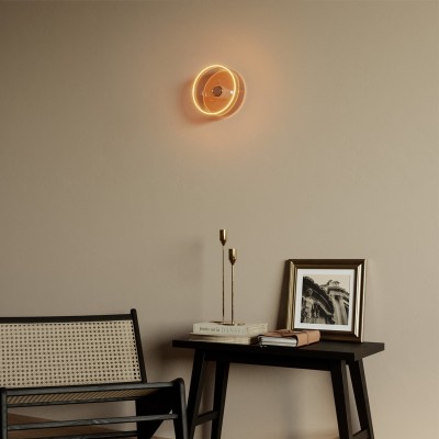 Zidna lampa sa zadimljenom Ghost žaruljom