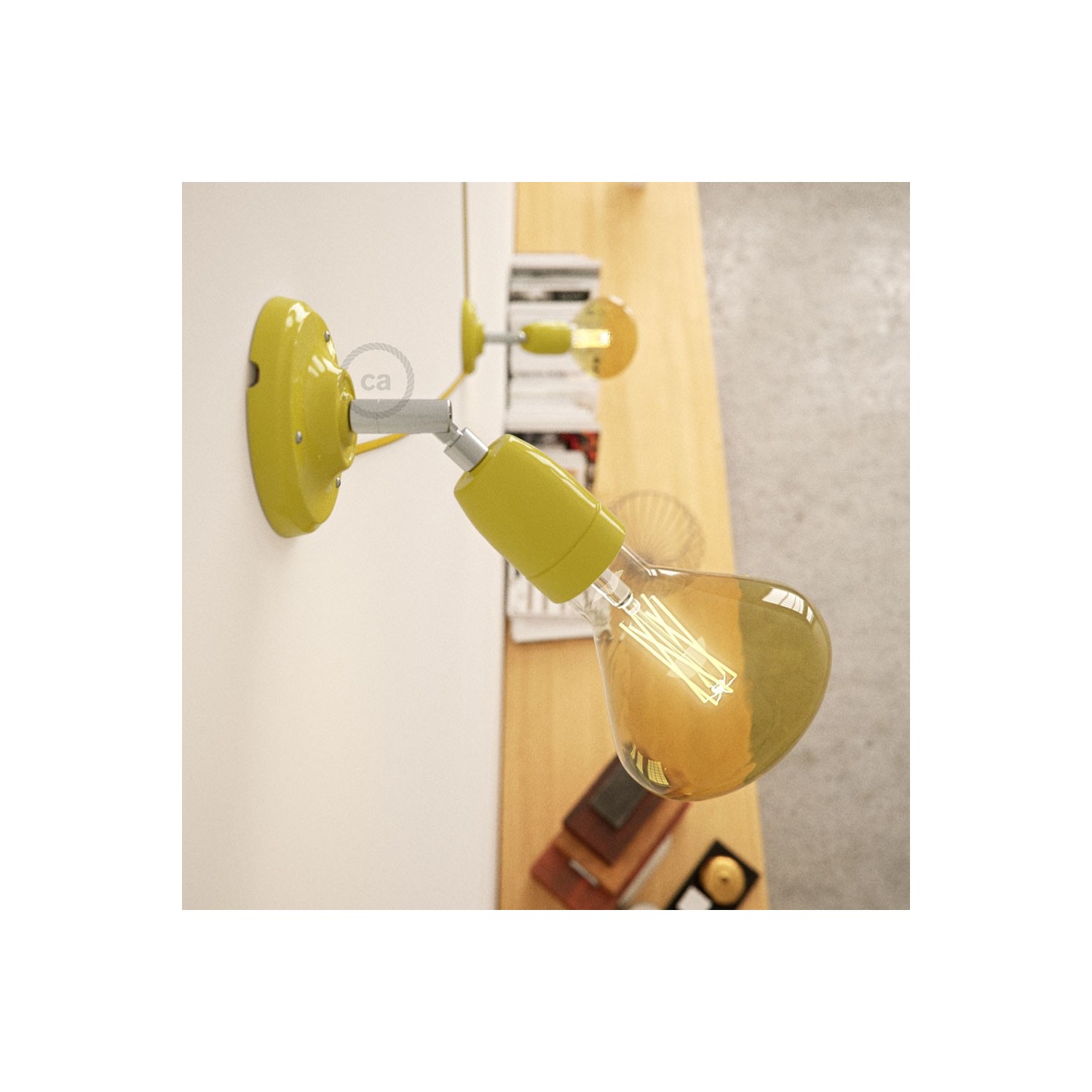 Fermaluce 90° Color Block prilagodljiva porculanska reflektor lampa u jarkim bojama