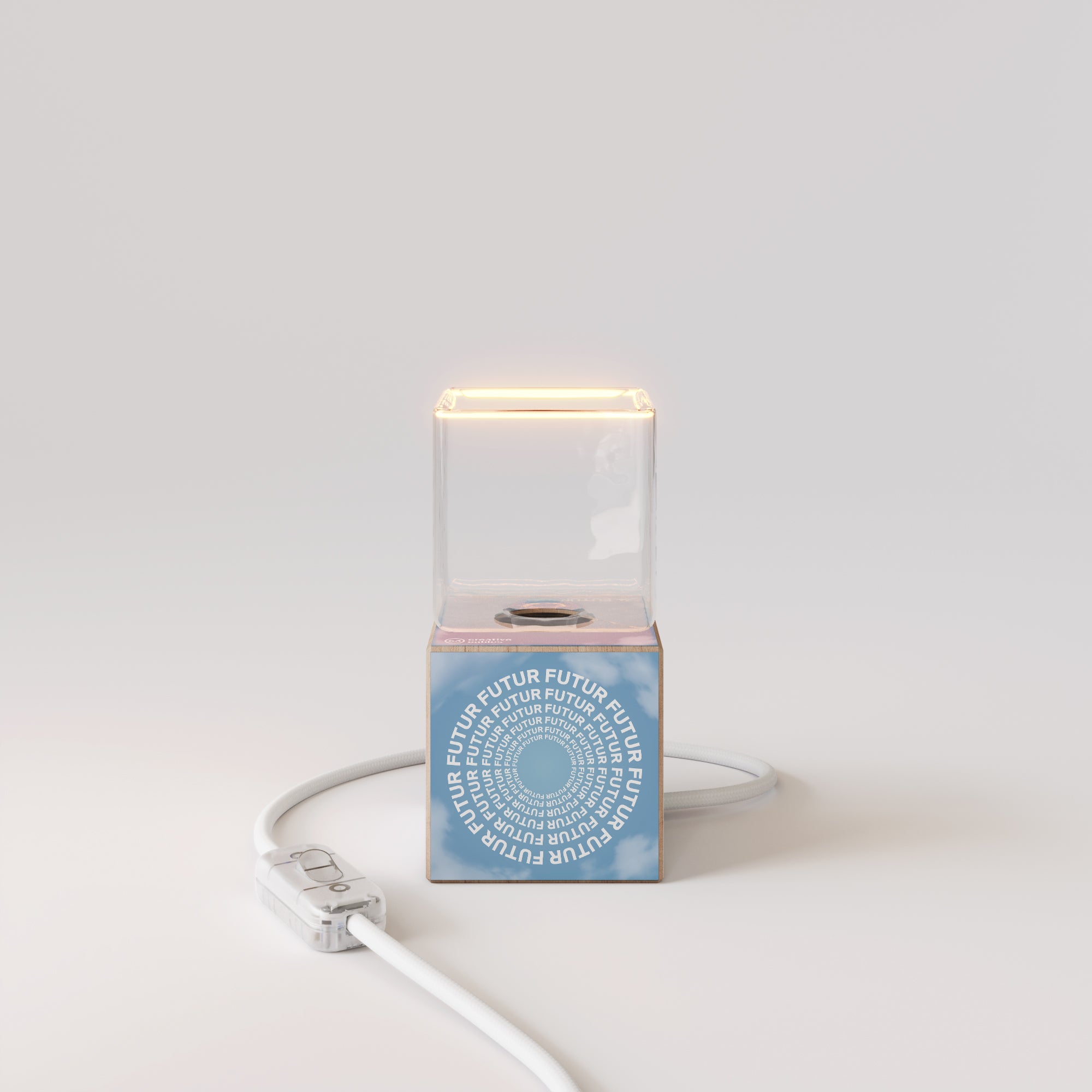 Stolna lampa Cubetto "Futur" sa Žarulja Ghost - Futur Festival