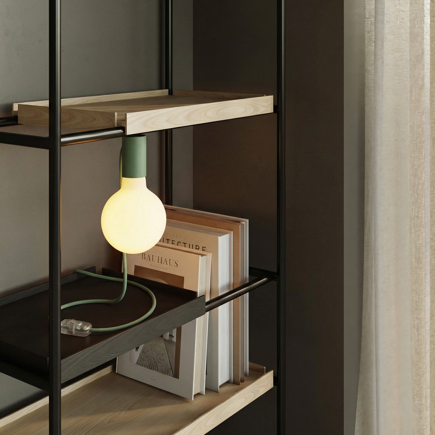 Lampada magnetica plug-in con attacco E27 - Verde