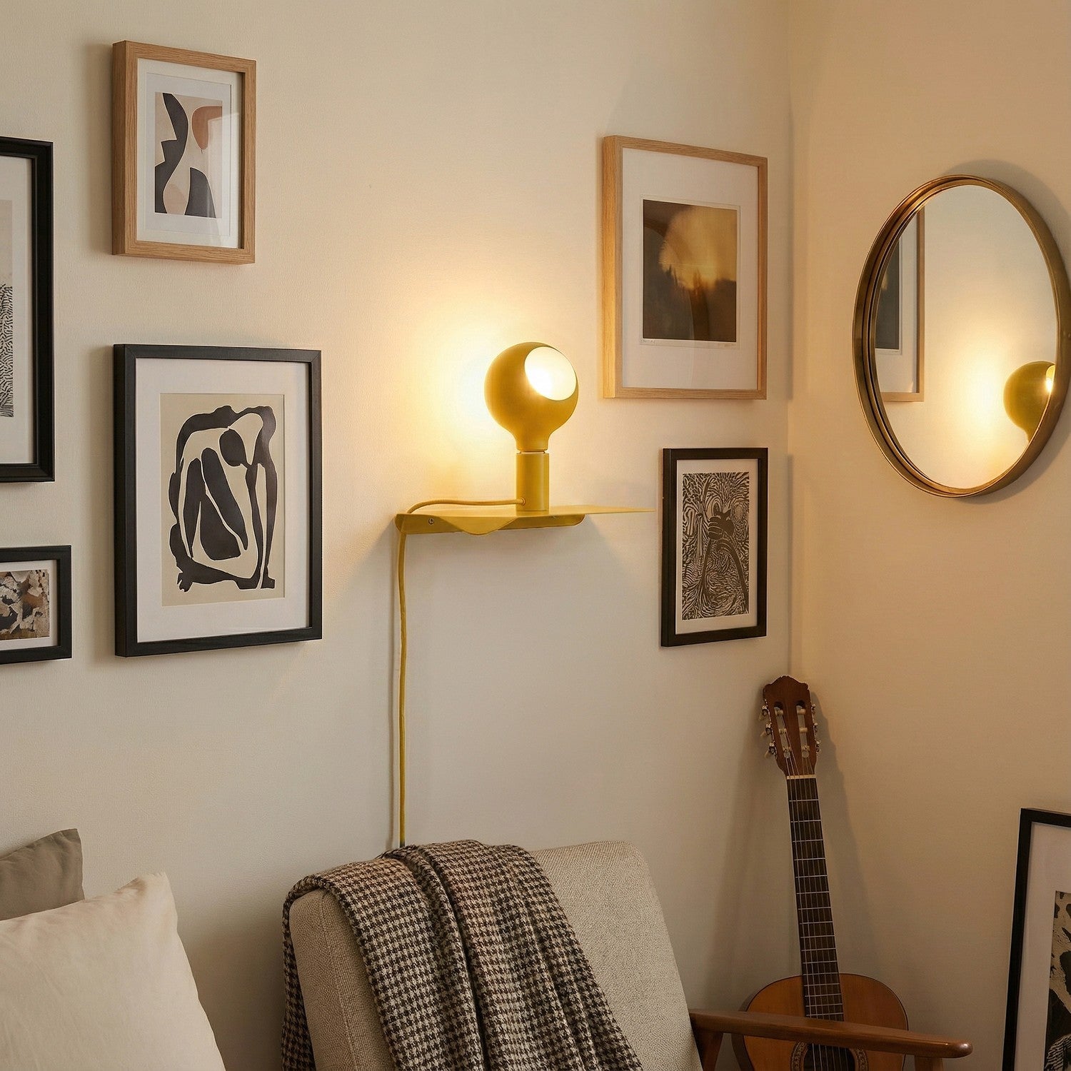 Combo Camo - Lampada con mensola e spina UK - Giallo