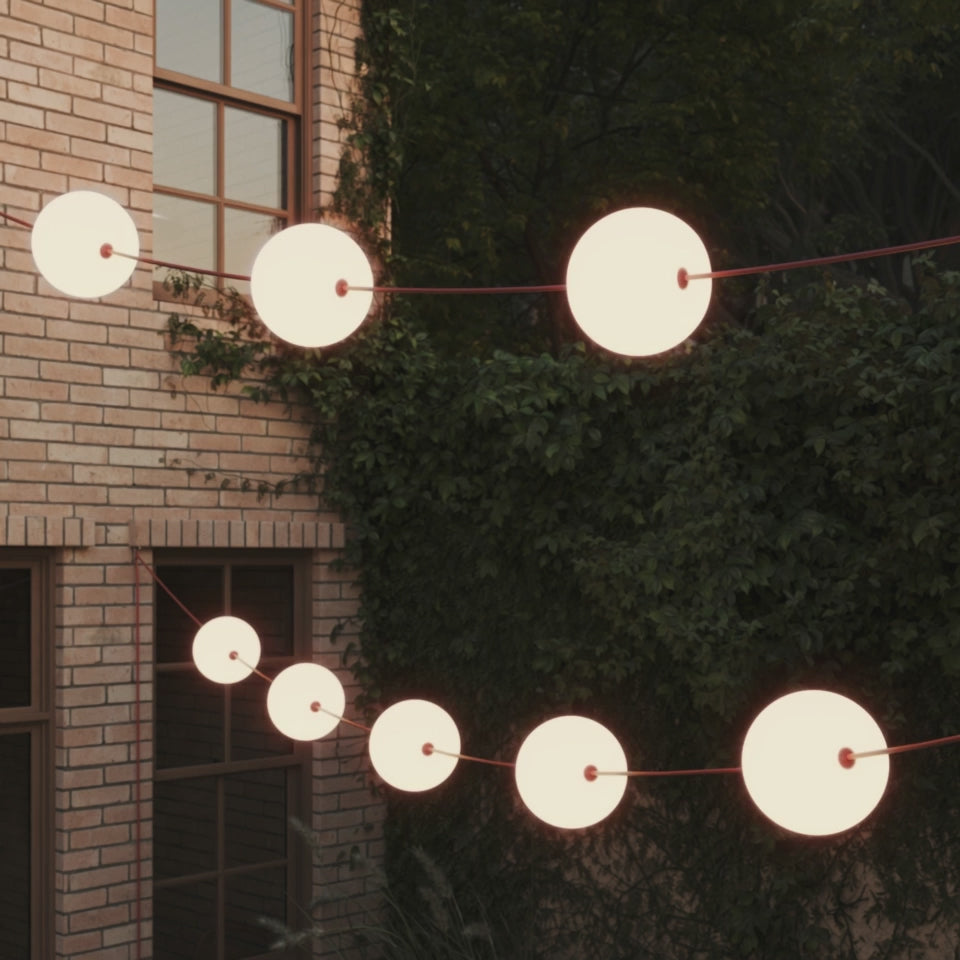 Učitaj video: Catena luminosa 12 punti luce da esterno IP67 Rosso Stella Marina - Marina12 Cherry