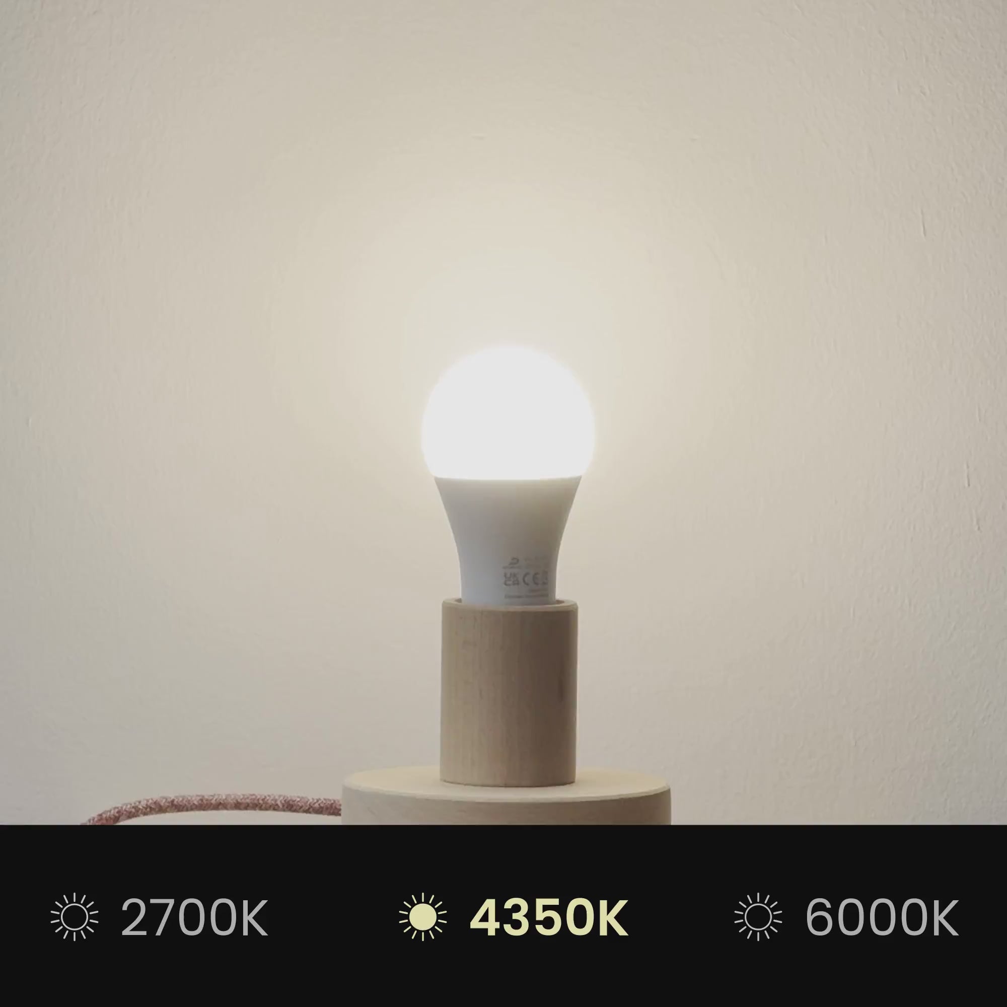 Učitaj video: Sjenilo Impero S s grlom E27 za stolnu lampu ili apliku - Proizvedeno u Italiji - Teletta Crvena