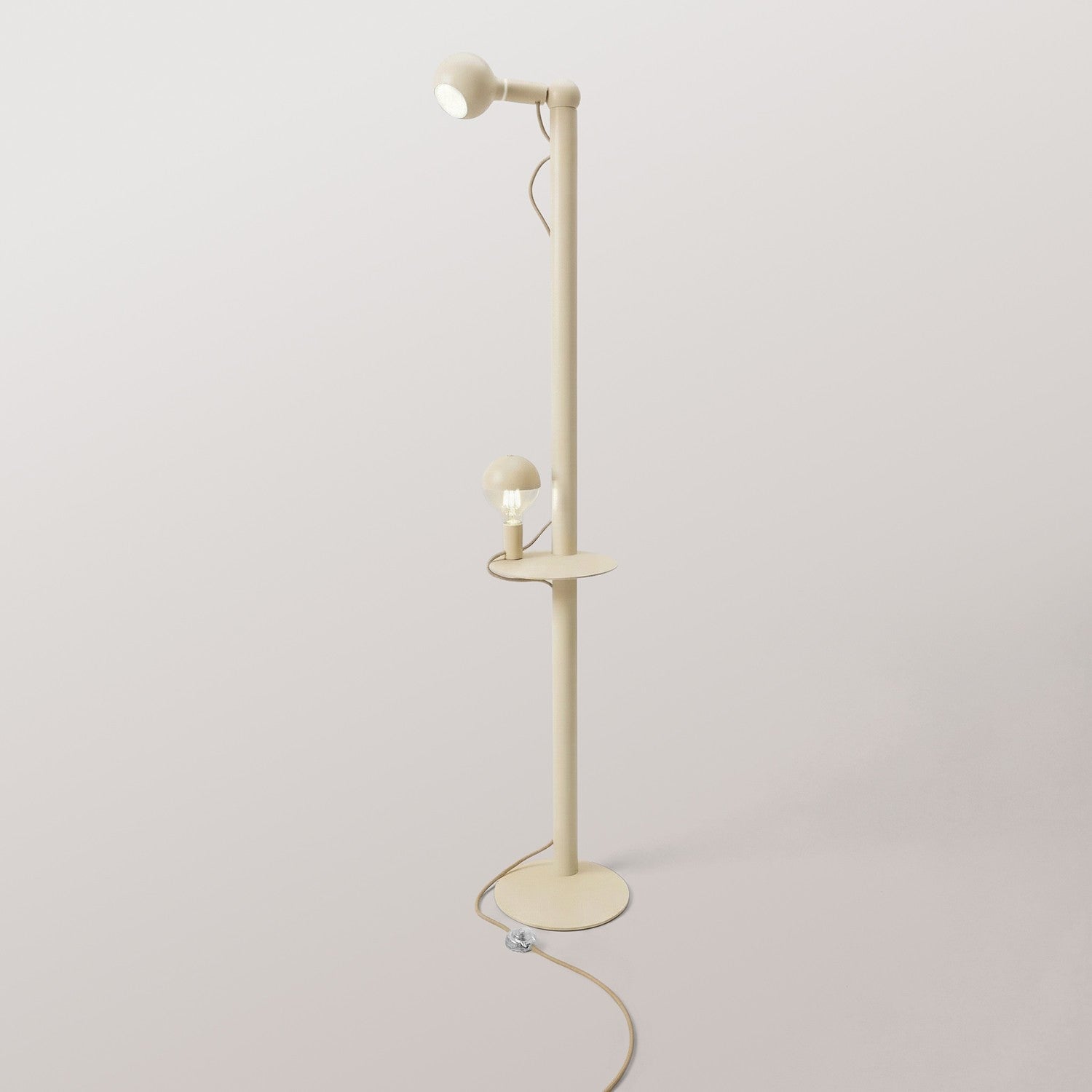 Rocco XXL - Lampada da terra con spina UK e lampadina Maria e Camo - Panna